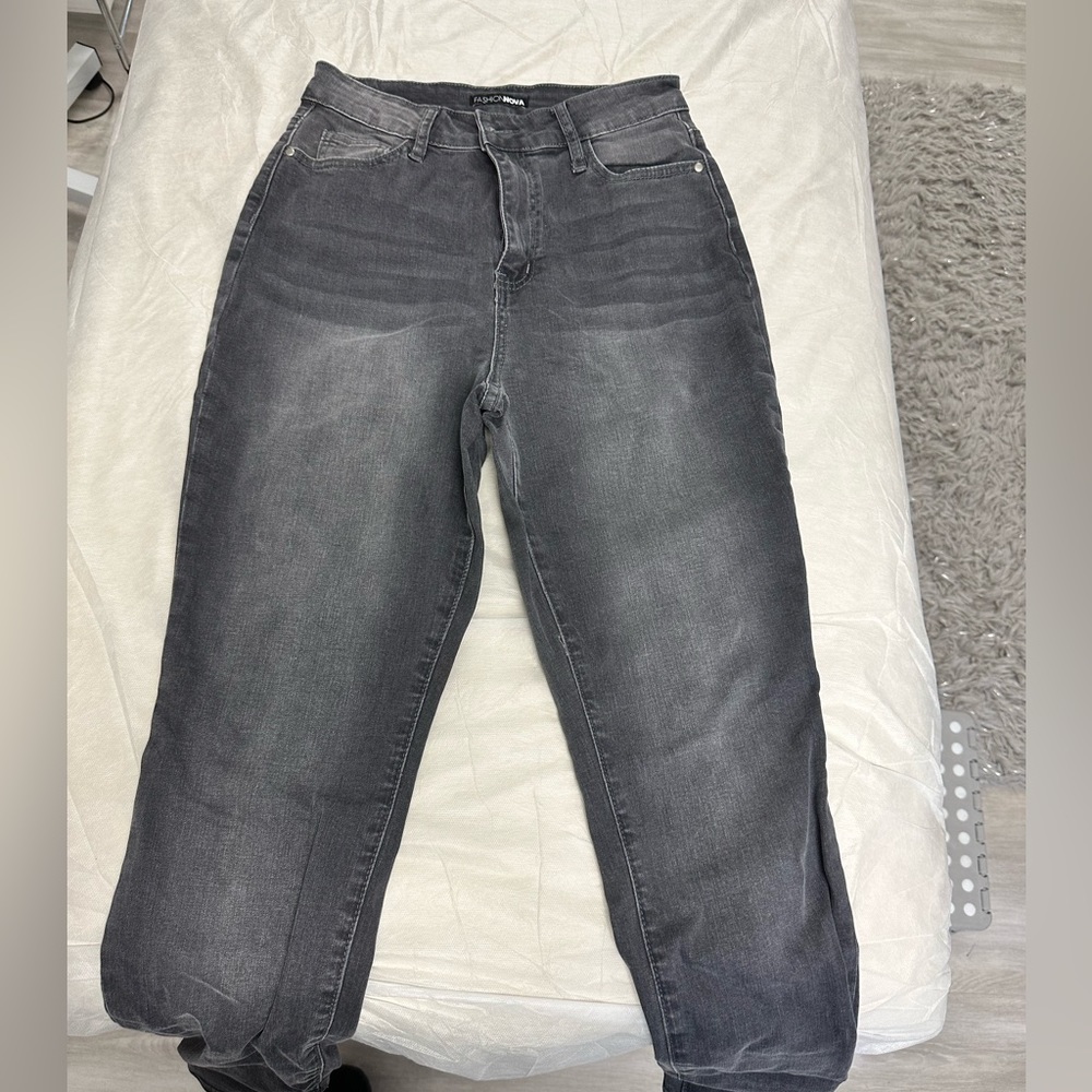 Fashion nova skinny jeans